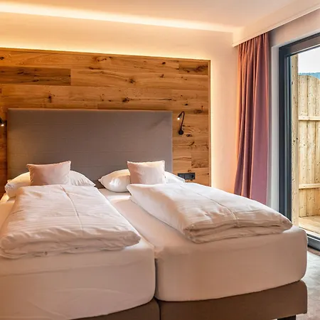 Stadtvilla Boutiquehotel 3* 斯拉德明