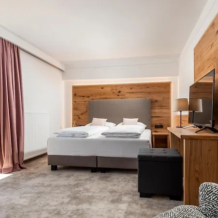 מלון Stadtvilla Boutiquehotel 3*